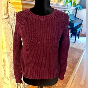 American Eagle Burgundy Sweater Size XS